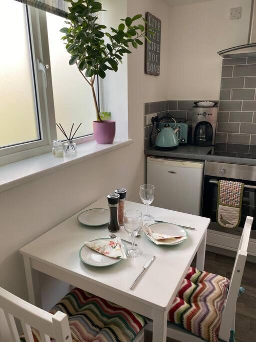 Rural Cosy Retreat For Two Near Port Isaac Appartement Delabole Buitenkant foto